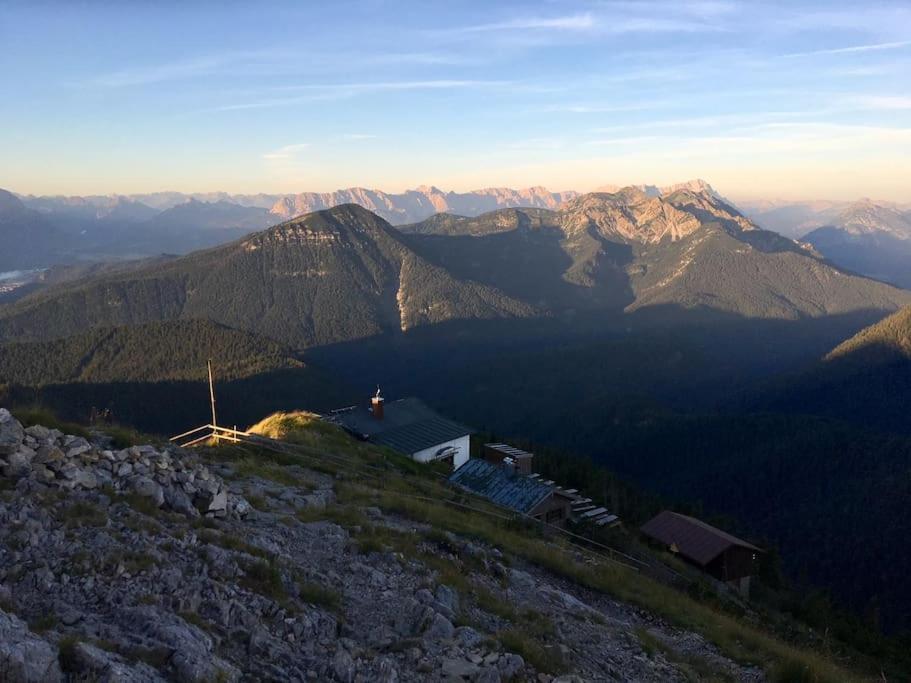 Neu - Ferienhaus Moritz & Josie Zur Alleinnutzung Ohlstadt Bagian luar foto